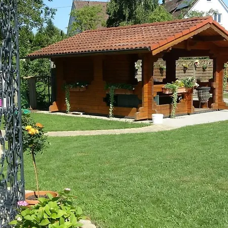 Trostelhof 2 *