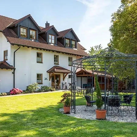 Trostelhof 2 * Salem (Baden-Wurttemberg)